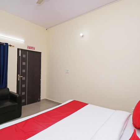 Hotel O Dream Residency ファリーダーバード エクステリア 写真