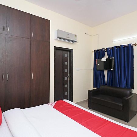 Hotel O Dream Residency ファリーダーバード エクステリア 写真