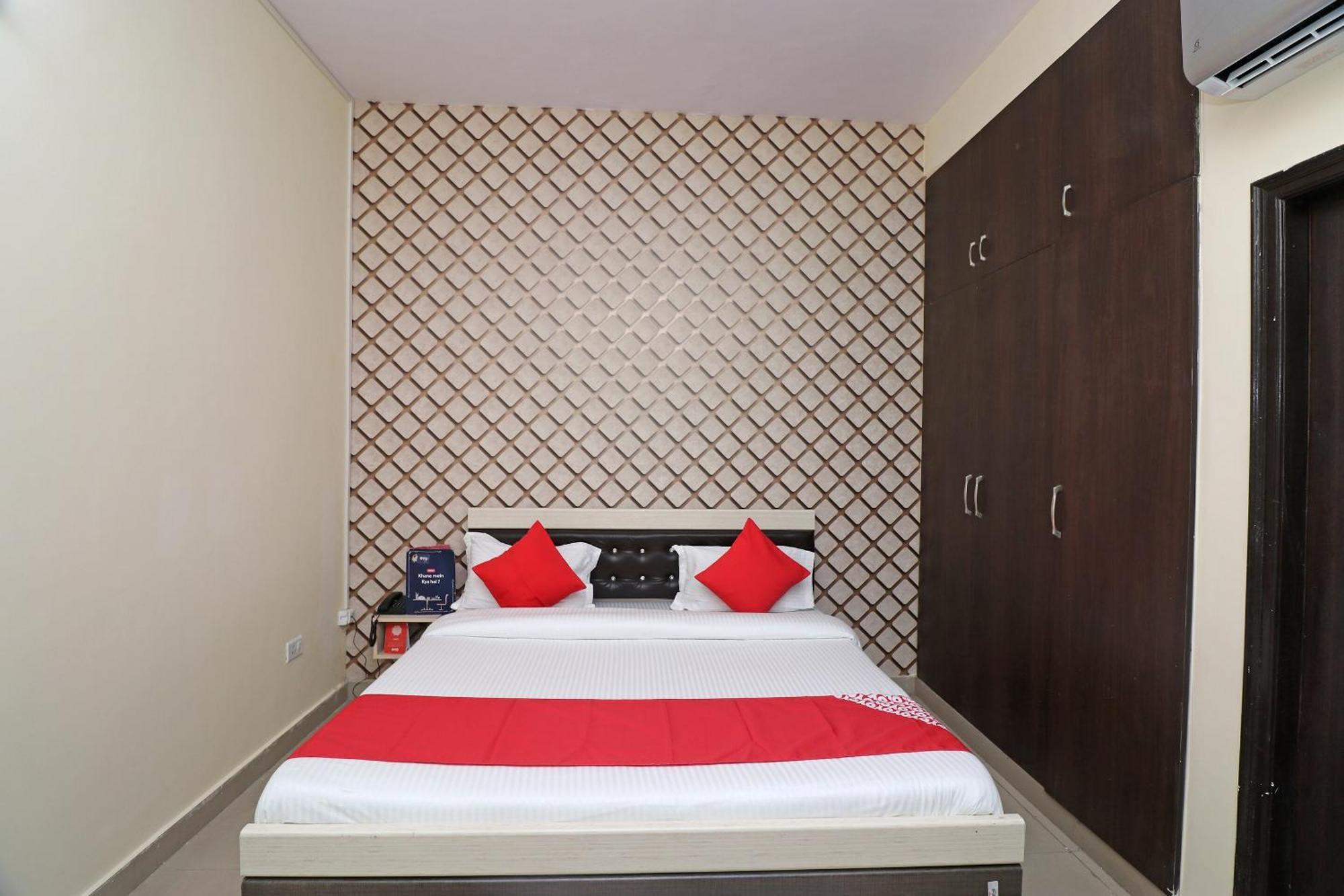 Hotel O Dream Residency ファリーダーバード エクステリア 写真